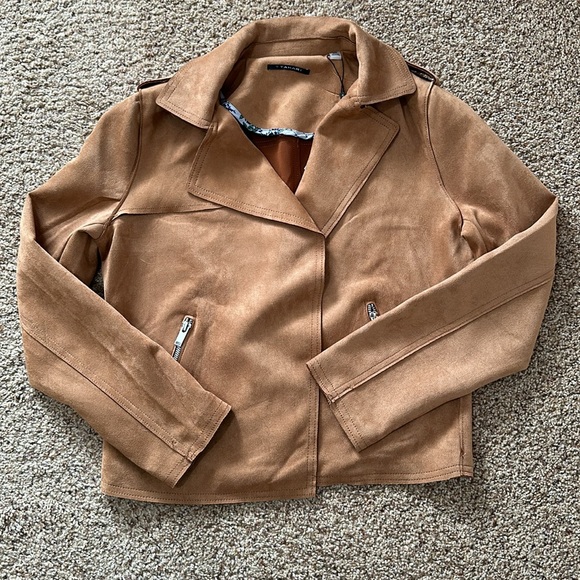 Tahari Faux Leather Moto Jacket Size M Camel Tobacco Brown Suede Open Front NEW - Picture 12 of 13